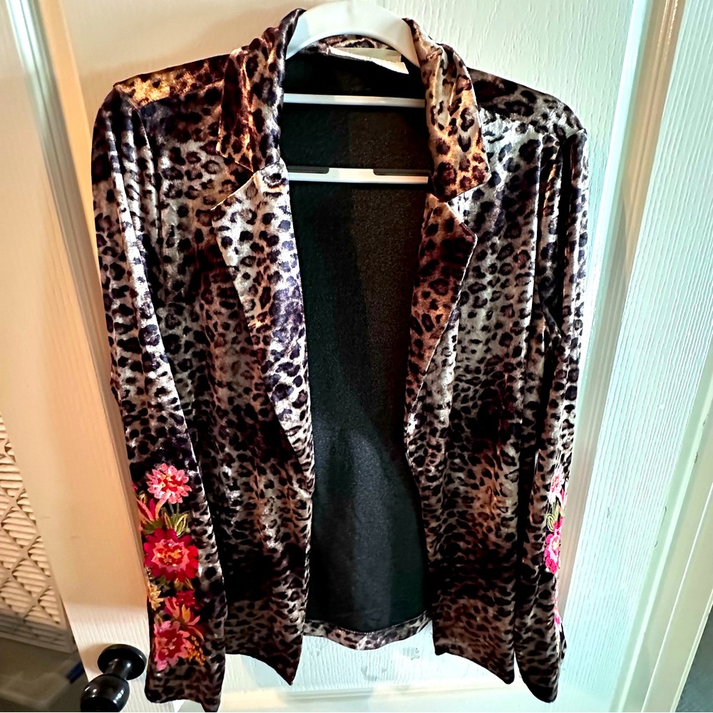 GORGEOUS! Savanna Jane Open Front Leopard Jacket
